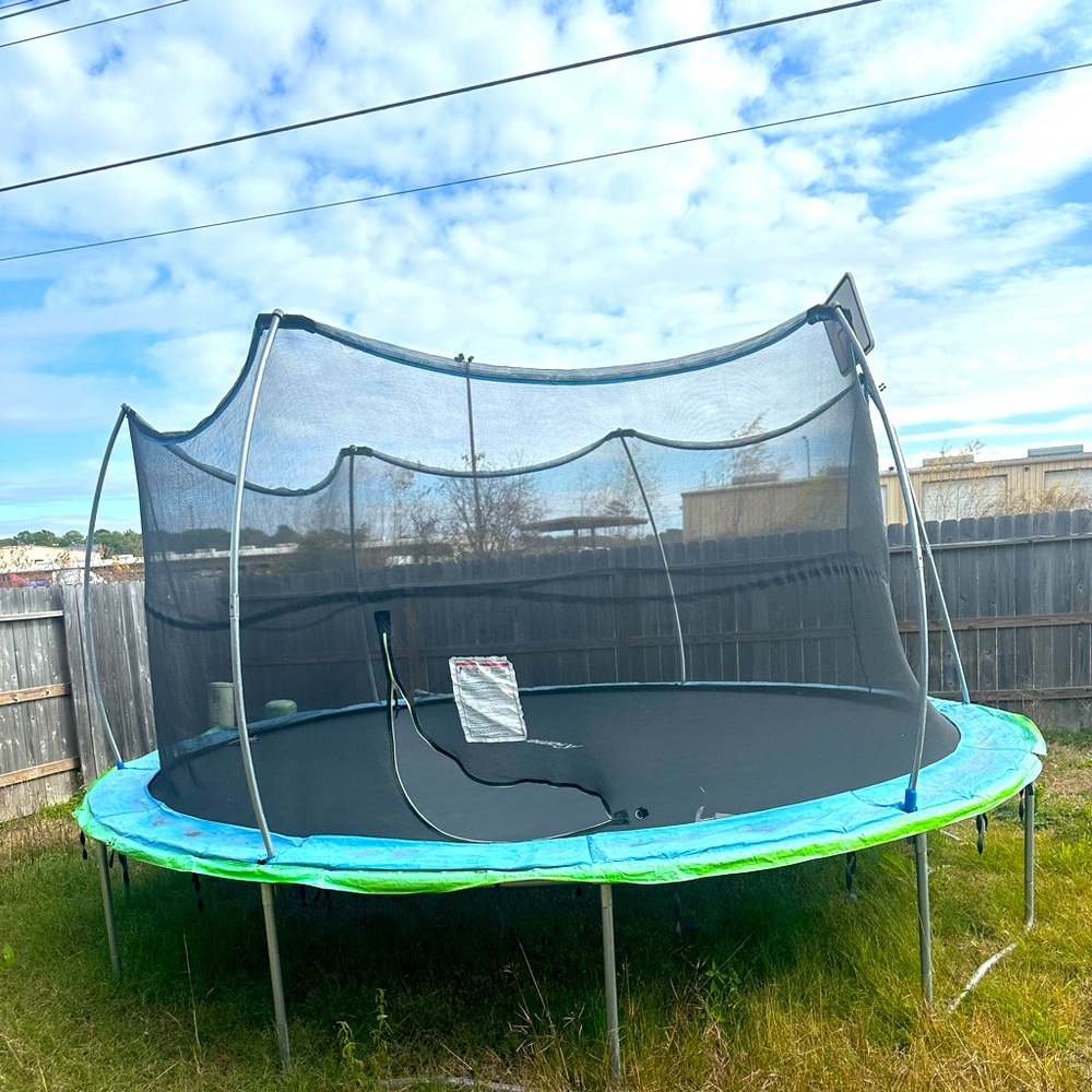 Trampoline
